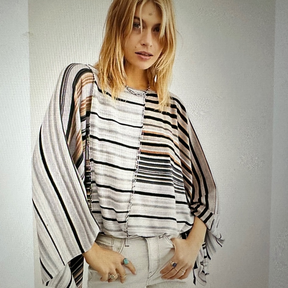Free People Beyond the Horizon off the Shoulder Poncho Sweater. NWOT